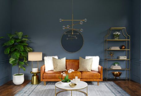 brown-wooden-round-table-with-chairs